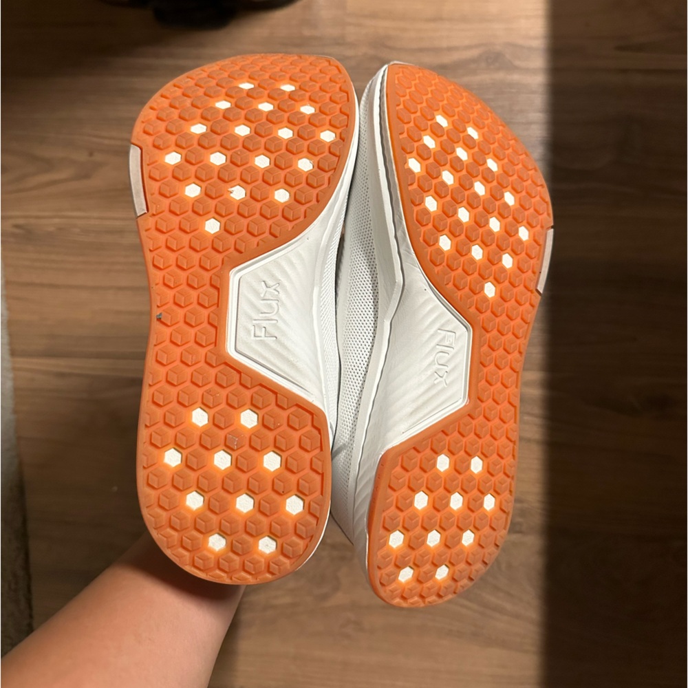 Flux Shoes - Picture 8 of 9